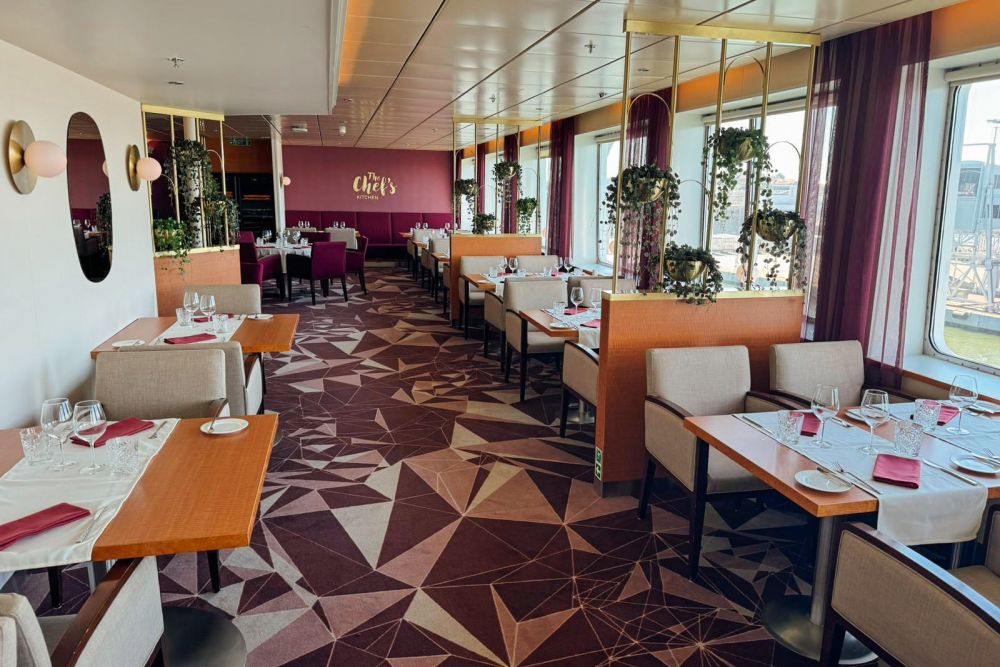 The Chef's Kitchen интерьер на Baltic Queen